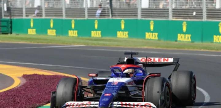 包含哈斯车队绝杀阿斯顿马丁，汉密尔顿惊艳四座的词条