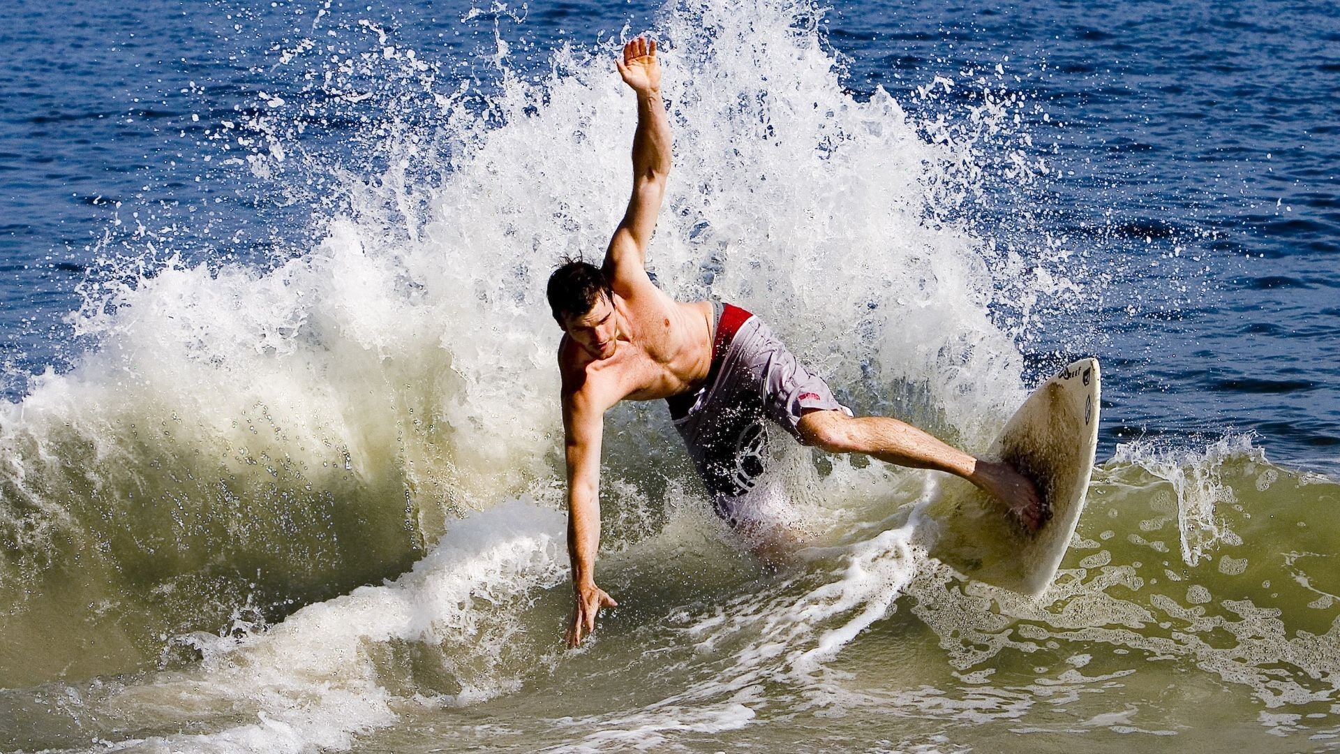 美加墨世界杯焦点战，魔术关键战突围森林狼，见证篮球新秩序的诞生