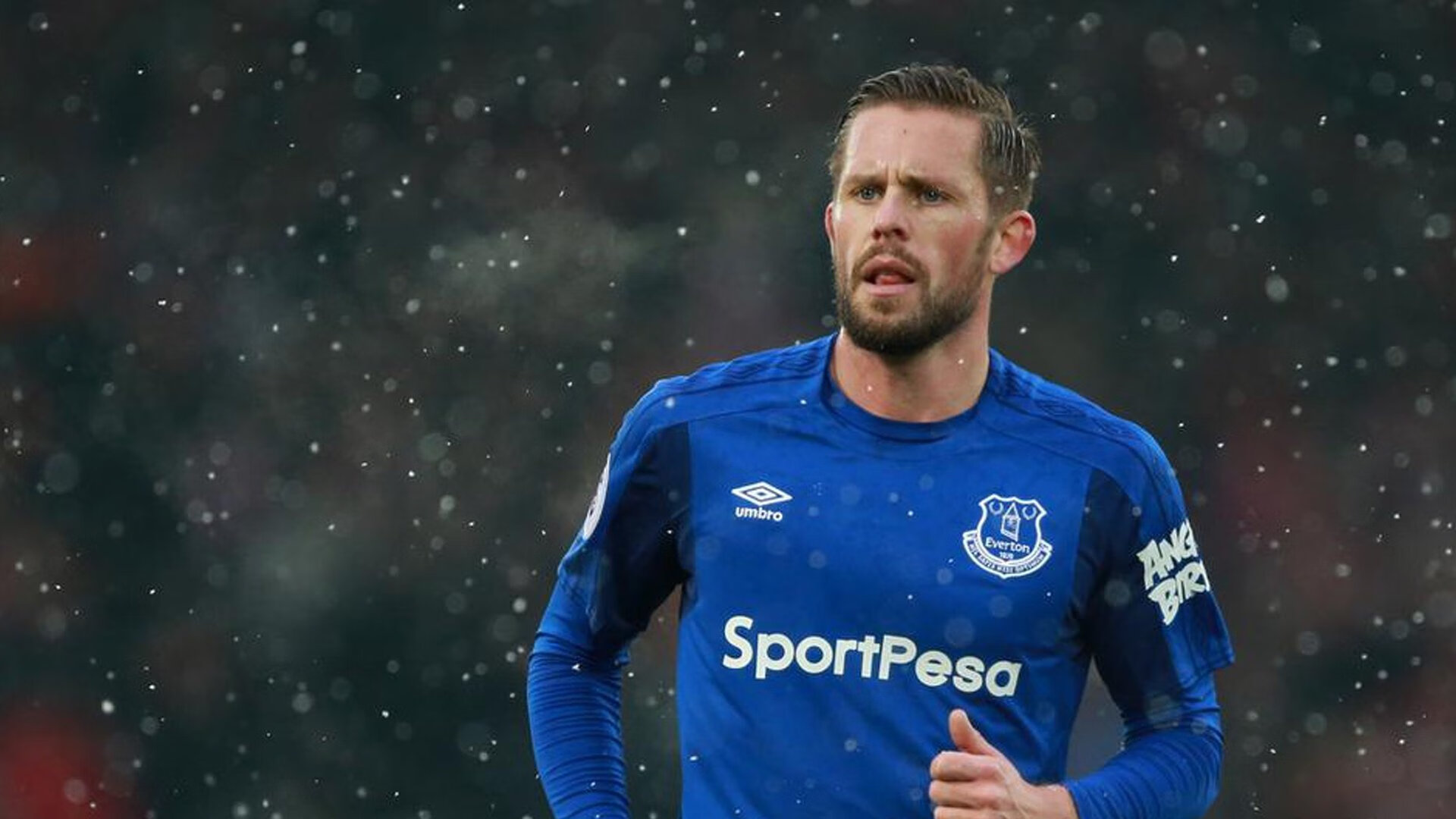 哈利伯顿的教科书级掌控，骑士团队篮球轻取灰熊