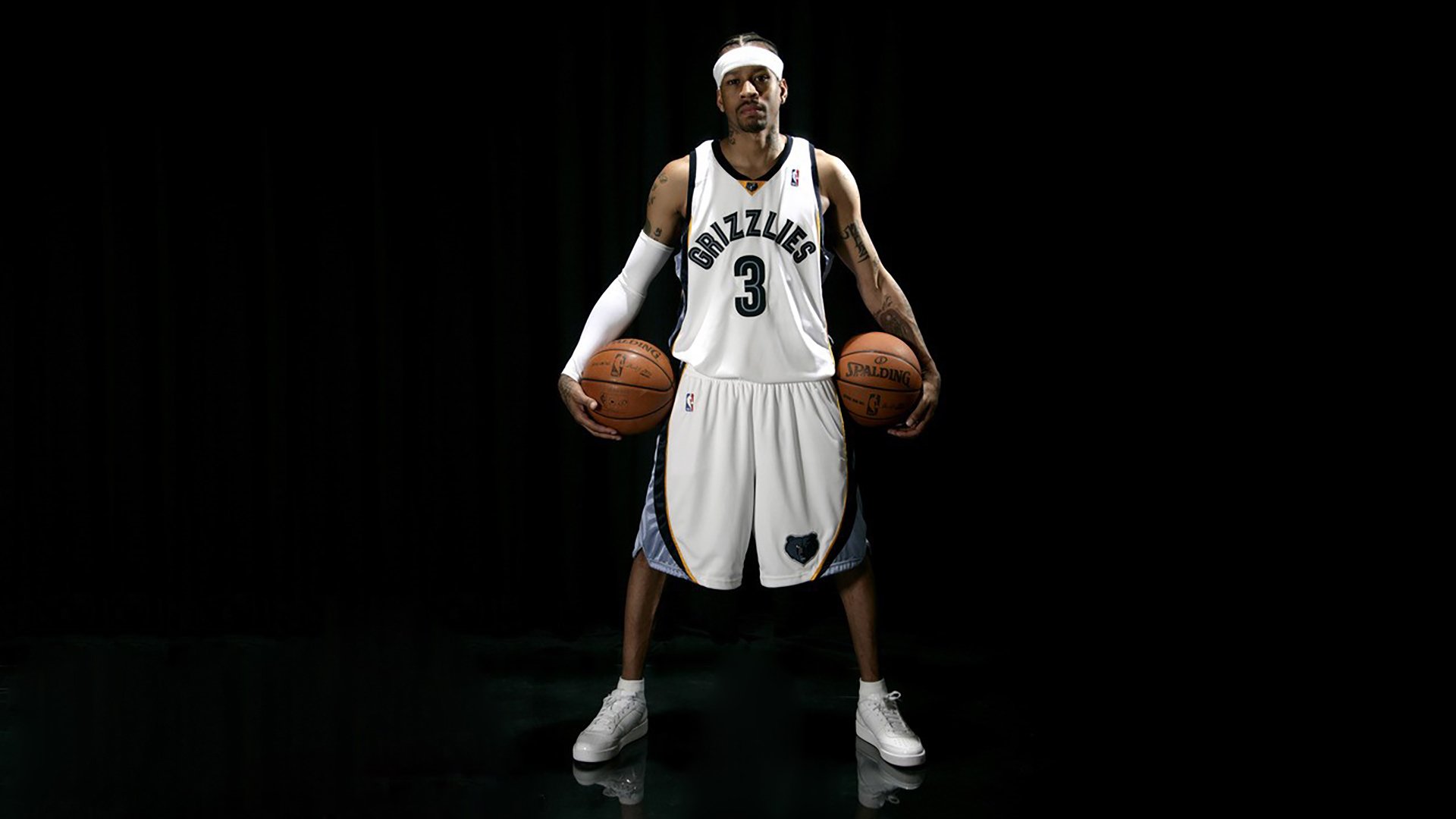 逆转的荣光，西西帕斯扛起全队，年终总决赛上演温网式翻盘