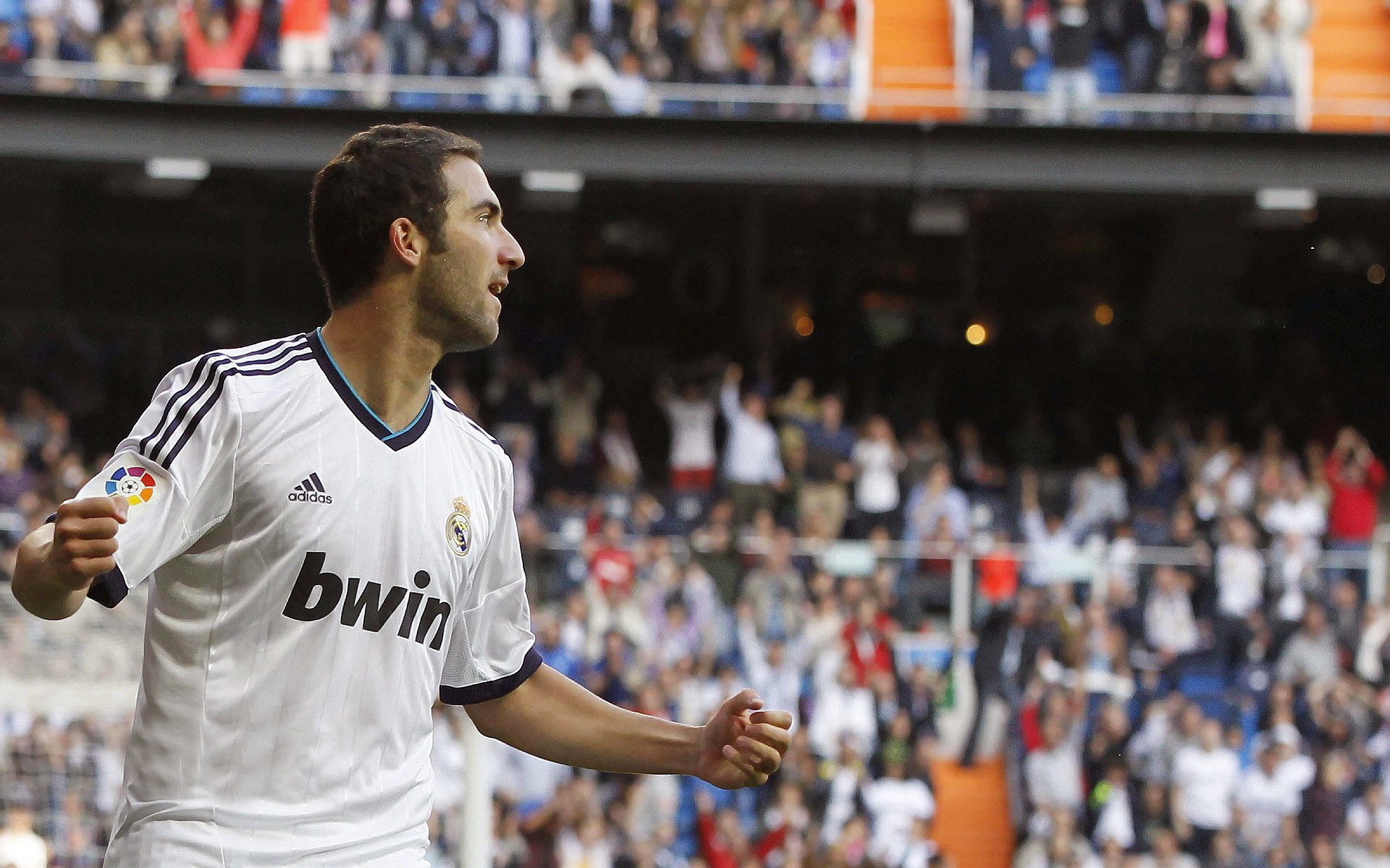 红牛二队险胜梅赛德斯，勒克莱尔关键制胜，一场改写格局的经典战役